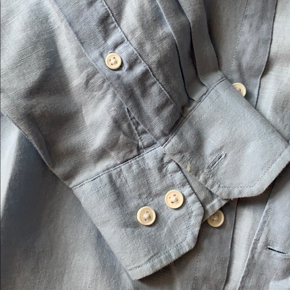 Izod Light Blue button down - Picture 3 of 3